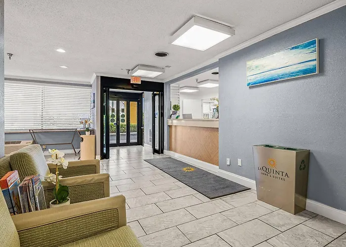 La Quinta By Wyndham Tampa Brandon West