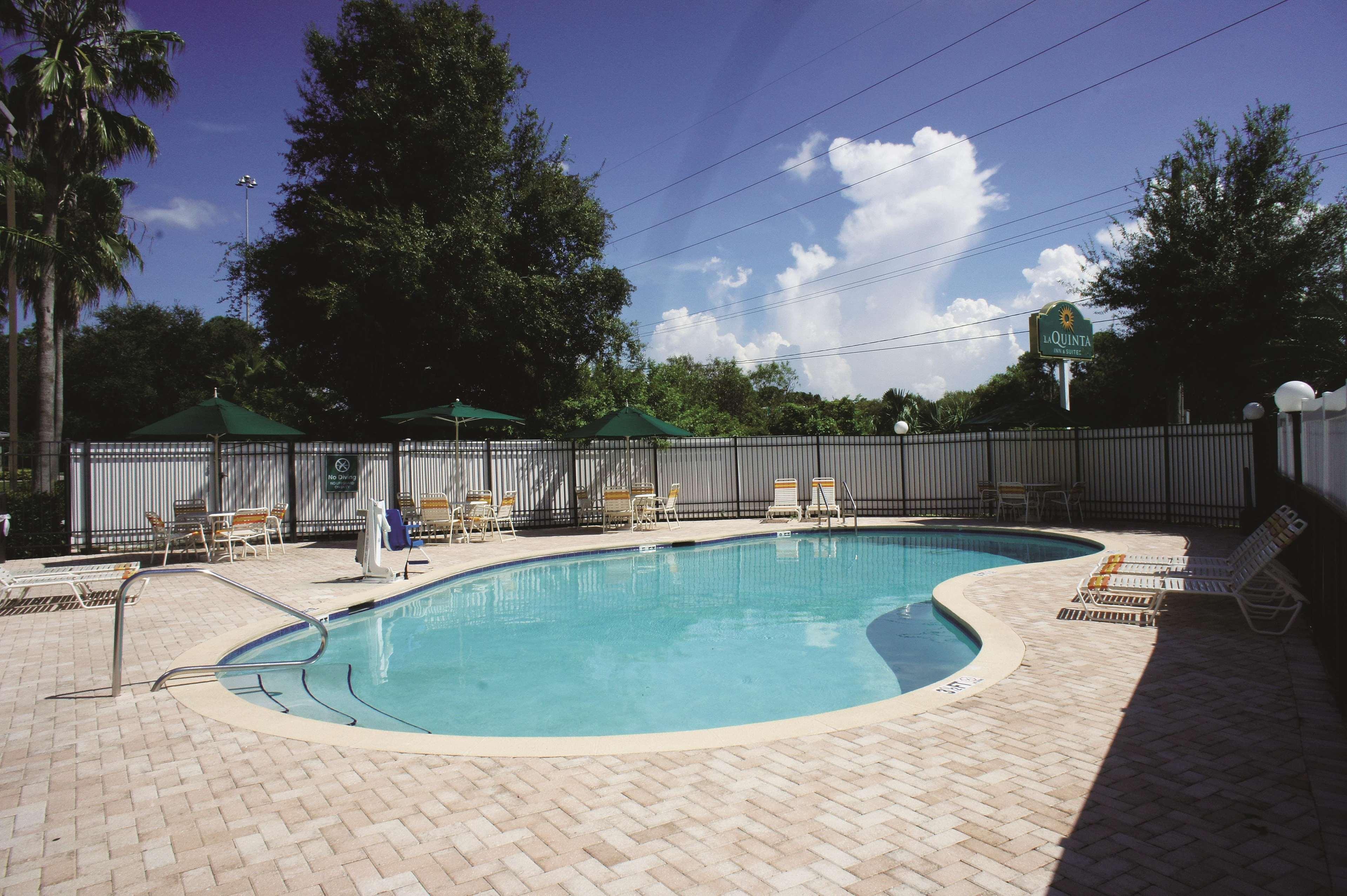 La Quinta By Wyndham Brandon West Hotel 3*